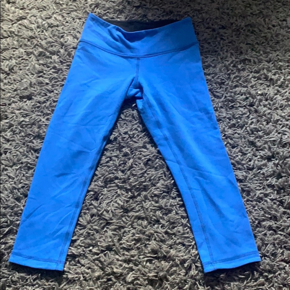 LULU LEMON REVERSIBLE LEGGINGS